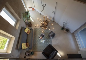 RUSTAGI 1834: APT IN VILLA WITH POOL IN THE BAROLO REGION