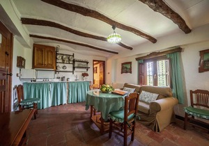 Rustic Cottage in El Padul with Swimming Pool