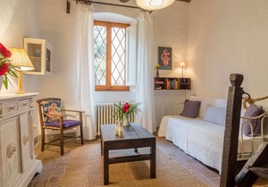 Rustic Farmhouse Stay, Carmignano