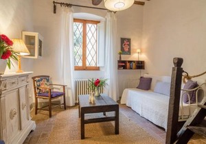 Rustic Farmhouse Stay, Carmignano