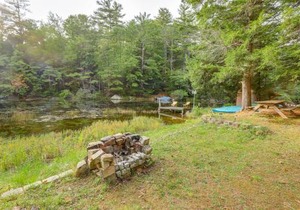 Rustic Waterfront Cottage with Fire Pit and Kayaks