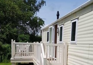 Rye Harbour Holiday Park, East Sussex, Rushes