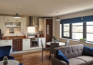 SA Today Apartments Farnborough (Fibre Wi-Fi & Netflix)!