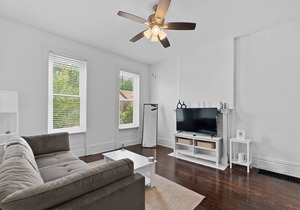 Safe and Cozy Apartment in Shaw Historic District