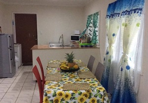 Safe and quiet 2 Bedroom Apartment not far from city.