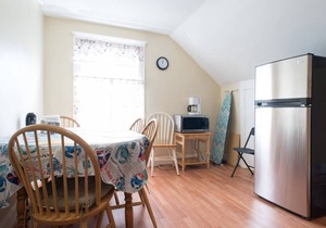 Salem 3rd floor 3BR Apartment