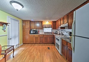 Salter Path Home-Short Walk to Indian Shores & Bay