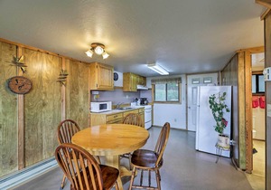 Sanderling Sea Cottages, Unit 2: Walk to Coast!