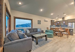 Sanderling Sea Cottages, Unit 5 w/Ocean Views!
