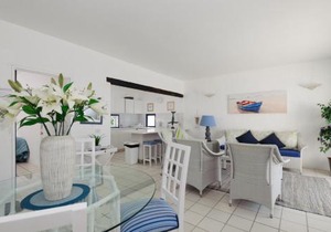 Santorini Akrotiri 30 - Family only