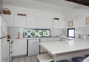 Santorini Akrotiri 30 - Family only
