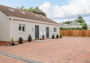 Sawtons Cottage 1
