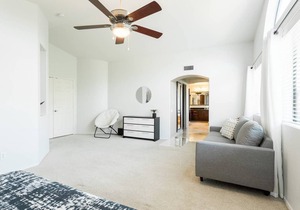 Scottsdale Big House - Sleeps 30 - 6bed/4ba - Very Clean