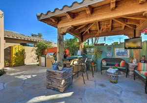 Scottsdale Home w/Private Patio+Putting Green