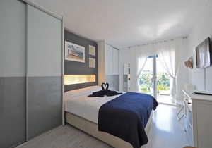 SDL Duplex Penthouse & Pool