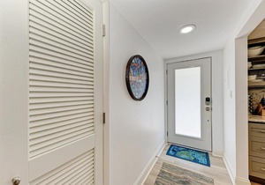 Sea Grape Inn 7 - BEACHFRONT Property