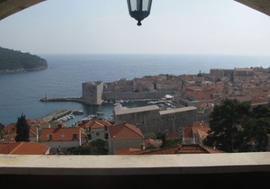 Sea View Room with balcony , beautiful view to the Old Town and Jacuzzi