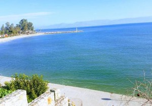 Seafront apartment in Kiveri, near Nafplion.