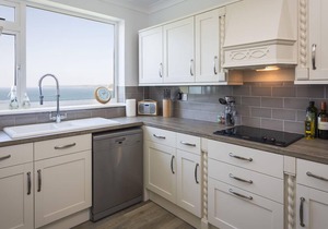 SEASPRAY (BIGBURY-ON-SEA), family friendly in Bigbury-On-Sea