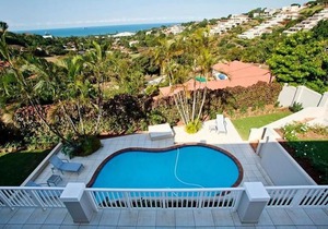 Seaview Manor Exquisite Bed & Breakfast
