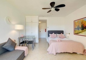 Seaview Studio in Benal Beach Holiday Complex