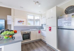 Sebastapol, 4,66 Thurlow Avenue - Unit with wonderful views across the bay