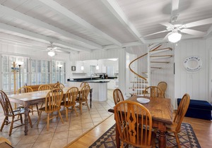 Second row beach house, screened porch with rocking chairs, easy walk to beach
