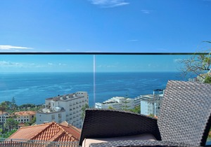 Seculo XXI-C, a Home in Madeira