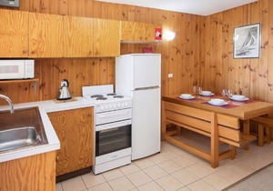 Seeblick 2 - 1BR Lakefront Apartment l Central Location l Off-Street Parking