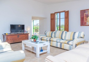 Ses Barreres - Three Bedroom Villa, Sleeps 6