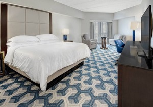 Sheraton Eatontown Hotel