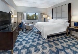 Sheraton Eatontown Hotel