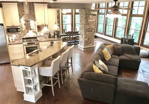 SHORELAND on Lanier With Dock