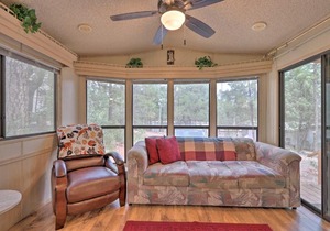 Show Low Home with Deck and Grill - 13 Mi to Hon-Dah!