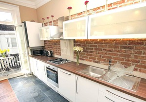 Sillwood Balcony Apartment | by Brighton Holiday Lets