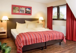 Single Room Shower / WC - Hotel Hauer