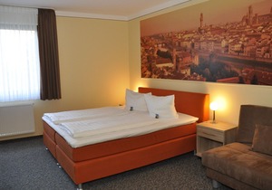 Single room, shower / WC, TV - Landhotel Karrenberg