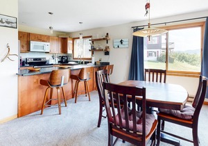 Ski Chalet-Inspired Condo w/ Incredible Views, Free WiFi, Furnished Patio, & W/D
