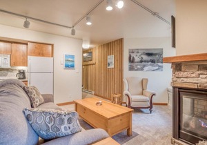 Ski House 155 - Meredith Lodging