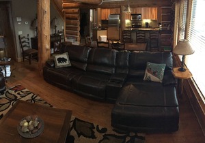 Ski-In/Ski-Out Cabin at Powder Ridge – Spacious Family Retreat in Big Sky, MT