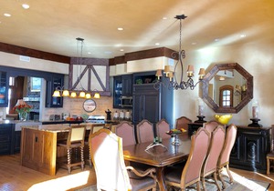 SKI-IN SKI-OUT LUXURY Town Home! Walk to Beaver Creek Village with Hot Tub!