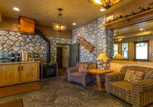 SKI IN/SKi Out Private 2 Bd/2 Bt Condo Squaw Feb Break Presidents Week
