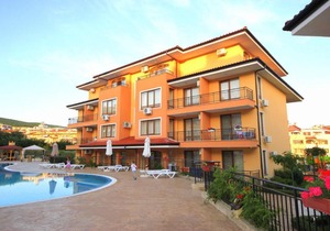 Sky Dreams, nr J18, One-Bedroom Apartment with Sea View (5 Adults)