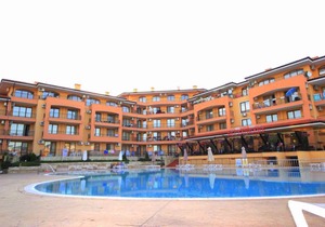 Sky Dreams, nr J18, One-Bedroom Apartment with Sea View (5 Adults)