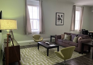 Smart Modern Contemporary 1 Bedroom 1 Bath Apt.