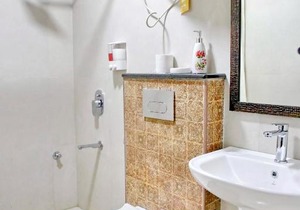 SmartStay Entire Luxury 4BHK Apt-M G Road area
