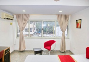 SmartStay Luxury 3BHK Apt-M G Road area