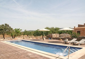 Son Coves with a large pool, satellite TV, barbecue area