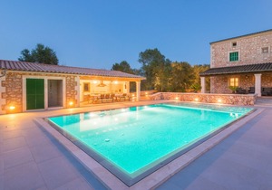 Son Fadri - Five Bedroom Villa, Sleeps 10