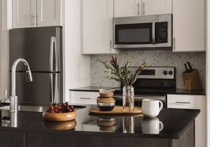 Sonder at East 5th | Two-Bedroom Apartment w/Balcony